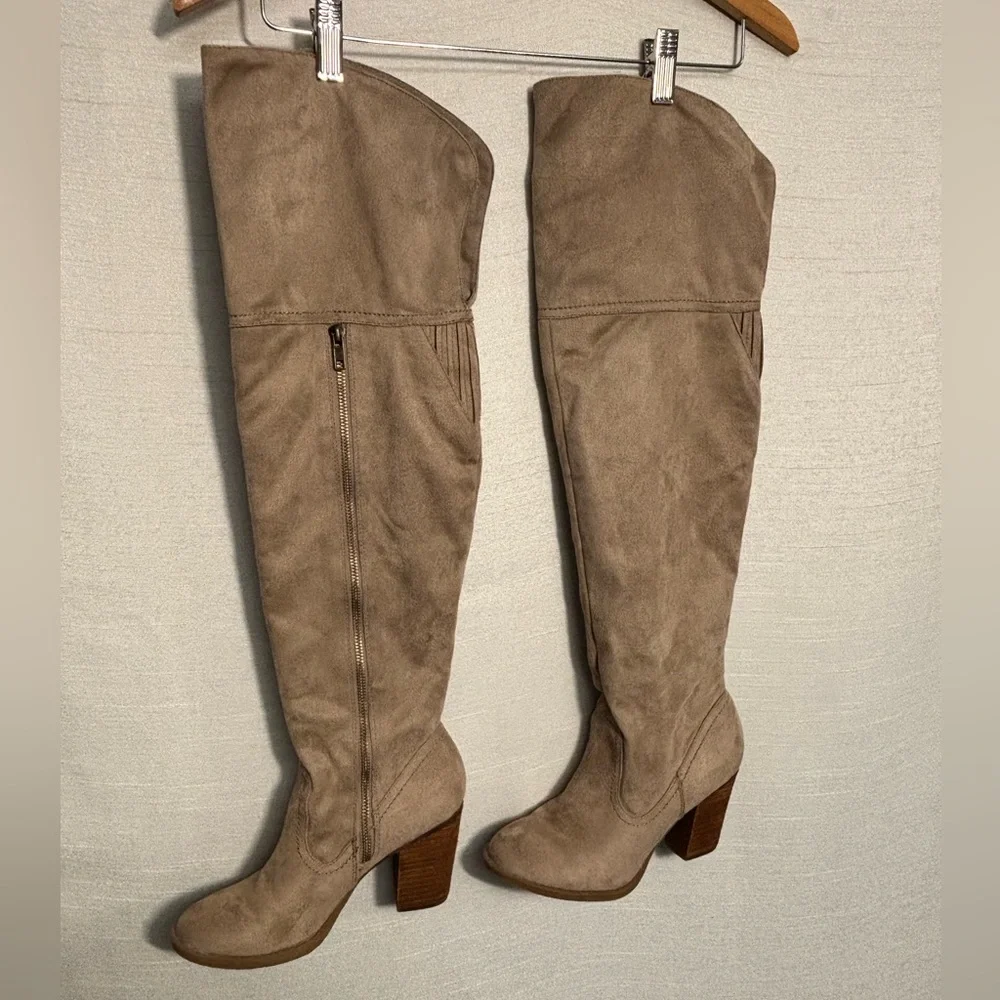 Not Rated | VGUC Tan Over-the-Knee Boots Heel Side Zip Faux Suede, 6.5